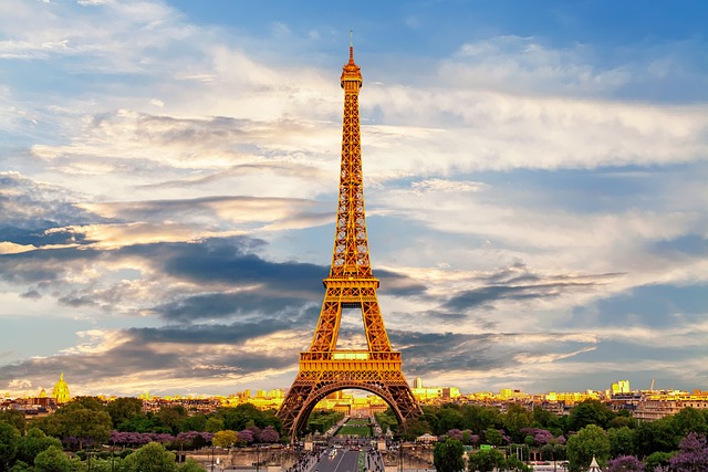 Best Places for Tourists to Visit in Paris: Unmissable Attractions